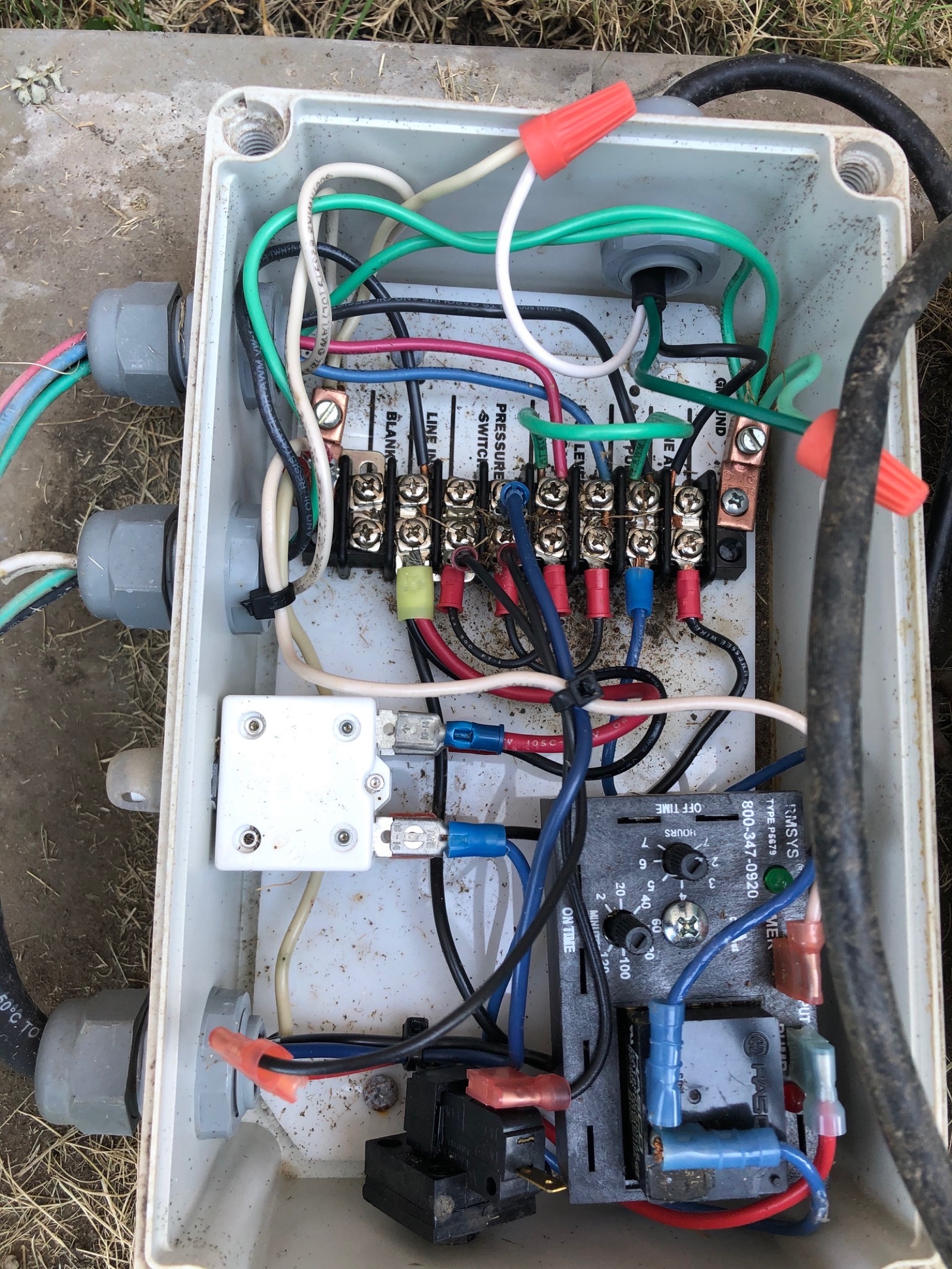 Electrical control panel wiring for a septic system